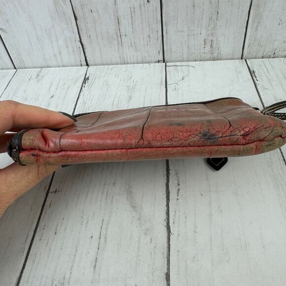 Dooney & Bourke Leather Croc Emboss Multi Function Zip Around Wristlet Wallet - Picture 6 of 12